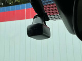 純正品・小型カメラなので視界の妨げにはなりません