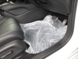 Hondaアクセス純正の新品フロアマット付きです。フレッシュなマットで快適なカーライフをお過ごしくださいませ。
