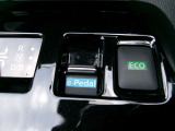 e-Pedalスイッチです。電気自動車ならではの走りが楽しめます。