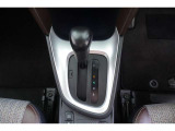 電気式無段変速機です。走行シーンにマッチした変則比で快適ドライブが出来ます♪