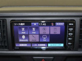 『Bluetooth機能付き』スマートフォンなどと連携させることで、普段携帯で聞いている音楽を車のスピーカーで聴きながら運転をしていただく事が可能です!