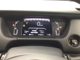 車を初めて購入されるお客様や、車にあまり詳しくないお客様にもわかりやすく丁寧に説明させて頂きます♪