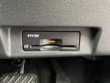 ETCが装備されており高速道路での料金支払いも楽々です。