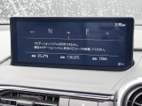 マツダコネクトの8.8インチディスプレイです。センターコンソールのコマンダーコントロールでの操作に加えて、タッチパネルにもなっていますので、画面にタッチしての操作も可能です。