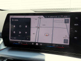 ◆iDriveを装備。操作系統をディスプレイから独立させることで、人間工学に基づいた最適な運転環境を実現しております。◆