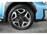 純正18インチアルミホイル/タイヤサイズは225/55R18です