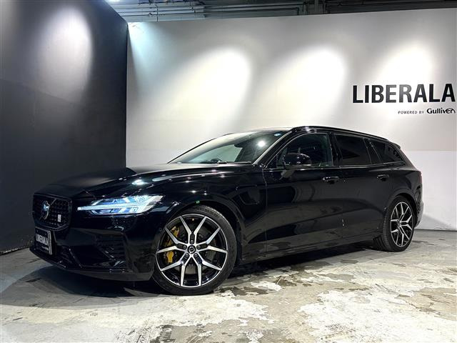 V60 T8 ポールスター エンジニアード 4WD 本革シート