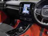 ◆LIBERALAは、輸入車選びの新たなスタイルを提案するインポート・セレクト・ブランドです。オーナー様となる方がクルマから直接感じる感性を第一にした、最良の一台との出会いをコーディネートいたします。