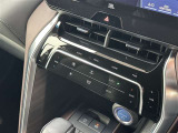 ☆トヨタ認定中古車の安心1 まるごとクリ-ニング☆室内外すみずみまで美しく仕上げています。