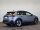 Audi Q4 45 e-tron/Audi rings&ブラックスタイリング/アルミホイール 5ダブルスポーク エアロデザイン グラファイトグレー 8J x 19 /マトリクスLEDヘッドライト/