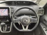 【純正革巻きステアリング】上質な革を使用することで、手にしっかり馴染みとても運転しやすいハンドルです♪
