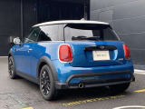 長期にわたる保証を実現。2年間のMINI NEXT保証と延長保証(別途費用)を合わせて最大4年間の保証。万一の故障に長期に備えることができ、ご安心してお乗り頂けます。