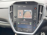 【マルチテレインモニター】車のフロントやサイドのカメラ画像を同時にモニター表示することで、悪路や狭い道を走行時でも周囲の状況確認ができ安心!本格SUVにうれしい装備です♪