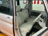 運転席広々