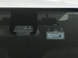万が一のトラブルのときにも役に立つドライブレコーダーを装備しています。側面衝突や幅寄せ・割り込み対策に!
