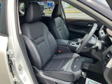 使用感のないきれいな運転席シートです!