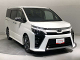 オールシーズン大活躍のミニバンです。人も荷物もたくさん乗せられ(載)、この車を中心に色々な楽しみが増えることでしょう♪