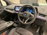 ☆センターパネルを運転席側に僅かに傾けたBMW独特のインパネ☆【駆け抜ける歓び】はここからもスタートしております☆