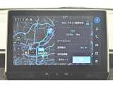 ディスプレイオーディオを装備。スマホとクルマをつなぐことで、これまでのナビに加えて、いろんなサービスが楽しめます。