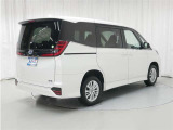 バックカメラ付きです♪車庫入れの苦手な方も安心ですね♪♪