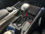 ◆MT付AT◆ドライバーがマニュアル車のようにギアチェンジを自分の手で行う機能です! オートマ車に手動変速機能を加えたもので、スポーツ走行を味わうことが可能!