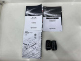 【キーレス】少し離れた場所からでもボタン一つでドアの開錠・施錠ができるのでとっても便利!