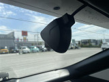 【ドライブレコーダー】運転中の記録を残します。事故などを起こしてしまった際、起こされた時の証拠を残します。その他、カー用品も取り揃えておりますのでご相談下さい。