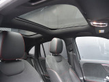 GLAクラス GLA200d 4マチック AMGライン 4WD サンルーフ 修復歴無し