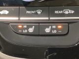 運転席と助手席にシートヒーターが付いています☆寒い時期に腰周りを温めてくれるので体全体が温まりやすいのは勿論、暖房と違い顔に風が当たらないので、乾燥肌やドライアイの方でも大丈夫☆