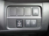 両側スライドドアですので、狭い駐車場でも横を気にせず乗降りができます☆
