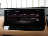 ナビゲーションは純正12.3インチコネクトナビを装着しております。AM、FM、Bluetooth、フルセグTVがご使用いただけます。初めて訪れた場所でも安心ですね!