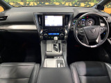 アルファード ハイブリッド 2.5 エグゼクティブ ラウンジ S E-Four 4WD 