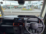 中古車をお選びいただく際に気になる走行距離や修復歴などに加えてキズ・凹みの有無・状態や消耗品の交換、今までの整備状況が &ldquo;ダイハツ認定中古車カルテ&rdquo;でわかります。