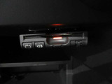 ETC 車載機です ビルトインタイプで高速道路の必需品ですETC搭載車両しか通過できないマス-トICも利用できます