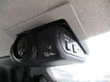 ☆ドラレコ☆いま、人気のカー用品といえば「ドライブレコーダー」です。愛車に取り付けることで映像と音声を記録してくれるドライブレコーダーは、事故の際に確かな証拠能力を発揮してくれます。