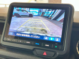 バックカメラももちろんついておりますので駐車時も後方が確認できて安心ですね!