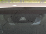 【トヨタセーフティセンス】走行中に前方の車両等を認識し、衝突しそうな時は警報とブレーキで衝突回避と被害軽減をアシスト。より安全にドライブをお楽しみいただけます。