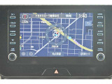 ディスプレイオーディオです。最近のナビはスマホと繋いで使用する方が増えましたね!