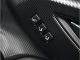 運転席のシートポジションメモリー機能は、登録済みの運転者と交代しても、シートポジションの変更の手間がかかりません。
