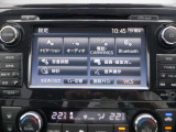 コネクト:CD・DVD Bluetooth再生機能付なので、好きな音楽を聴きながら楽しいドライブガ可能です♪またフルセグTVチュ-ナ-内蔵ですので高画質にてTVの視聴も可能です!