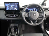 高いホールド性で運転姿勢が安定します。長距離ドライブでも疲れにくいのが魅力です。快適なドライビングライフをお送りください♪