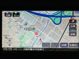 ダイハツ純正ナビゲーションを装備しています☆TVは画像がきれいなフルセグになっていてスマホに入っている音楽もBluetoothで繋いで楽しんでいただけます☆