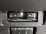 今では必需品のETCもパネルデザインにフィットするビルトインタイプなので、見た目もスッキリとしています