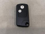 スマートキーを装備しています。鍵を差し込むことなくドアロックの開け閉めができます。