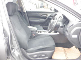 清潔で広々した座席です!是非、現車を見て体感してみてください。