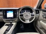 ◆LIBERALAは、輸入車選びの新たなスタイルを提案するインポート・セレクト・ブランドです。オーナー様となる方がクルマから直接感じる感性を第一にした、最良の一台との出会いをコーディネートいたします。