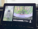 【マルチアラウンドモニター】専用のカメラにより、上から見下ろしたような視点で360度クルマの周囲を確認することができます☆死角部分も確認しやすく、狭い場所での切り返しや駐車もスムーズに行えます。