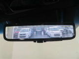 車両後方の視界をクリアに映し出す「デジタルインナーミラー」搭載です。