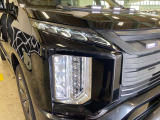 LEDヘッドライト装備で夜道もスッキリとした視界で安心して運転出来ます!
