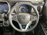 【ステアリングスイッチ】運転中、前方から目線をそらすことなく、オーディオ等の操作が可能な便利機能!安心&快適なドライブを演出してくれます♪